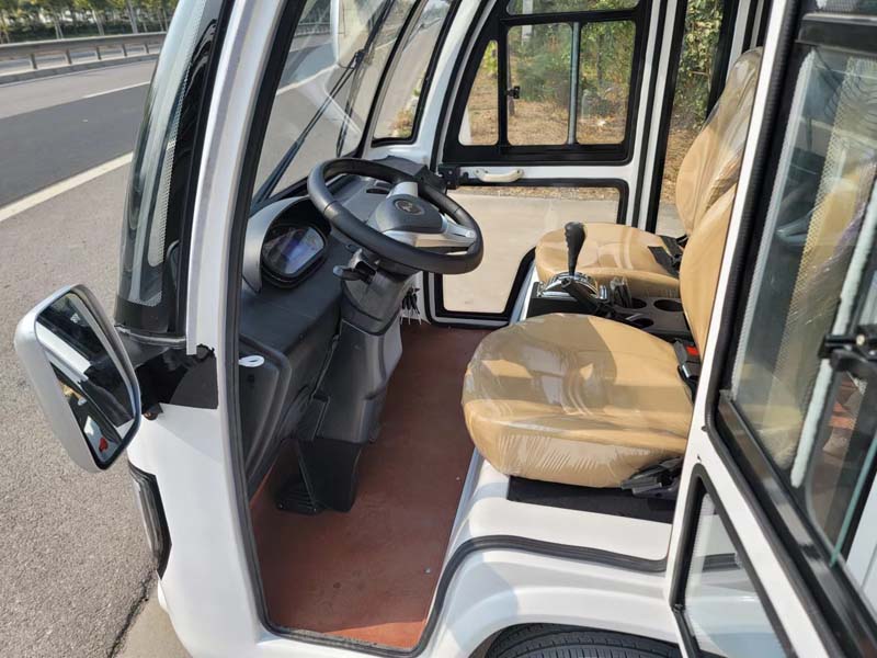 11 Seats Enclosed  mini Electric Sightseeing Bus