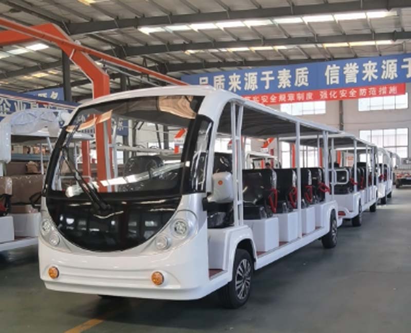 1697787741294068.jpg 6排17座车.jpg